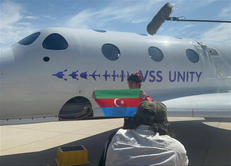 Турецкий космонавт азербайджанского происхождения совершил полет в космос - ВИДЕО - ОБНОВЛЕНО