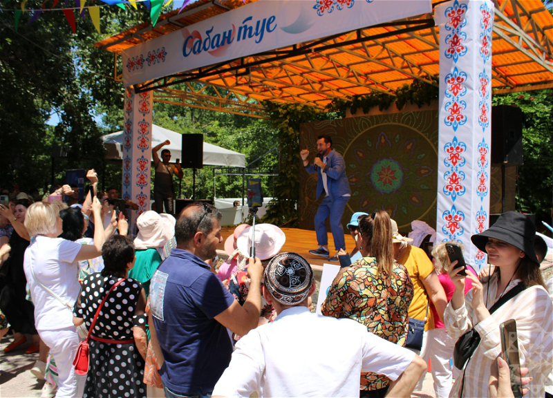 В Хачмазе торжественно отметили татарский национальный праздник Сабантуй - ФОТО
