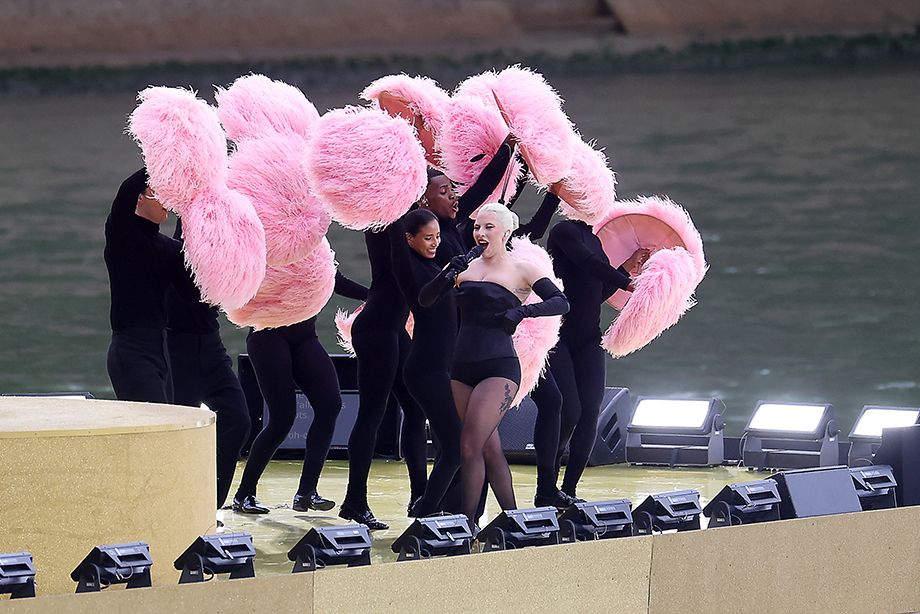 Шоу под проливным дождем! Как проходит церемония открытия Олимпиады Париж-2024 – ФОТО – ВИДЕО – ОБНВЛЯЕТСЯ