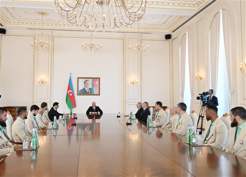 Prezident Paris Yay Olimpiya Oyunlarında medal qazanmış Azərbaycan idmançılarını və onların məşqçilərini qəbul edib - FOTO