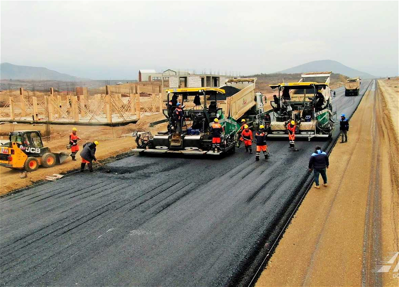 Füzuli şəhərinin daxili yollarının tikintisi sürətlə davam etdirilir - FOTO - VİDEO