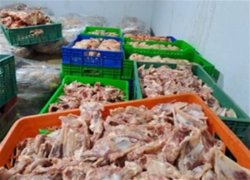 В Бузовна закрыли цех по производству донера: В продукции нашли ДНК лошади и сальмонеллу