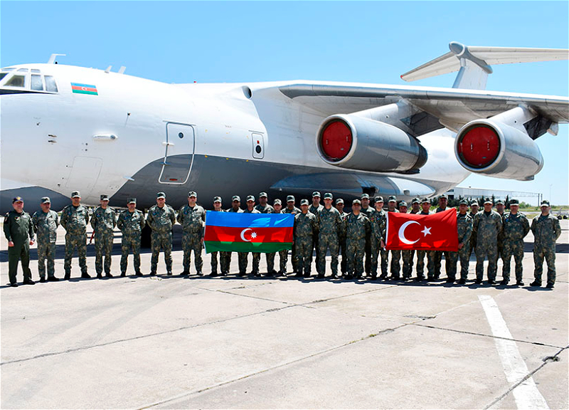 Личный состав, который примет участие в учениях «Anatolian Phoenix-2025», отправился в Турцию - ВИДЕО