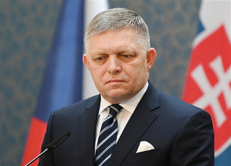 Роберт Фицо: Мирное урегулирование между Арменией и Азербайджаном станет мощным сигналом Европе