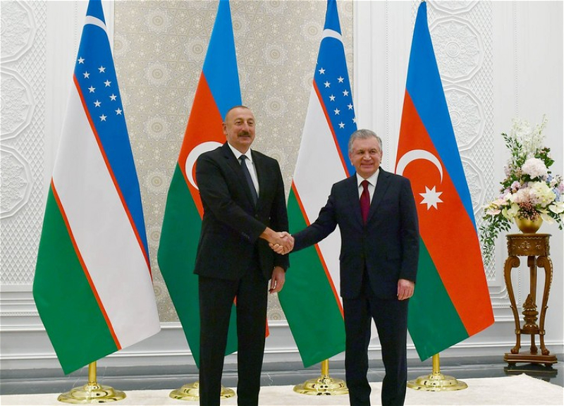 Şavkat Mirziyoyev İlham Əliyevi təbrik edib