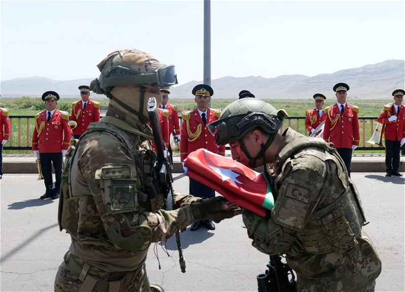 Военнослужащие ВС Турции отправились в Азербайджан для участия в учениях - ФOТO