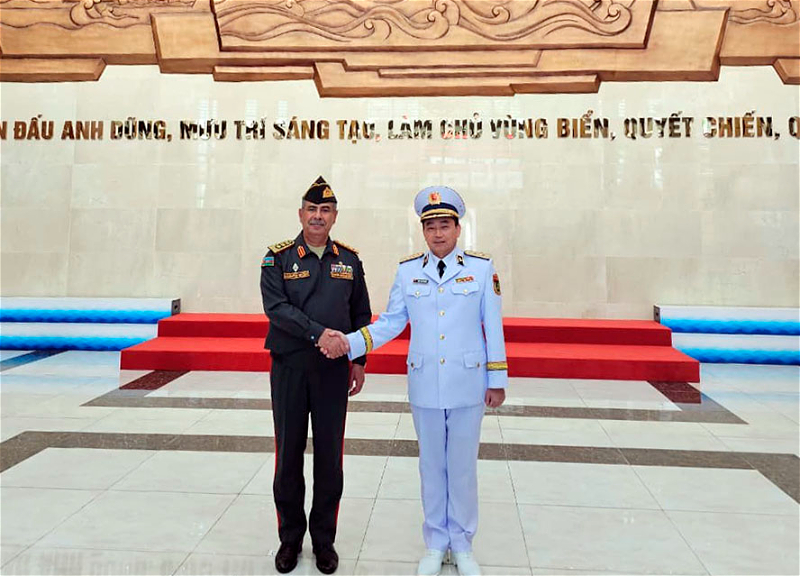 Zakir Həsənov Vyetnam Hərbi Dəniz Qüvvələri Komandanlığında olub - FOTO