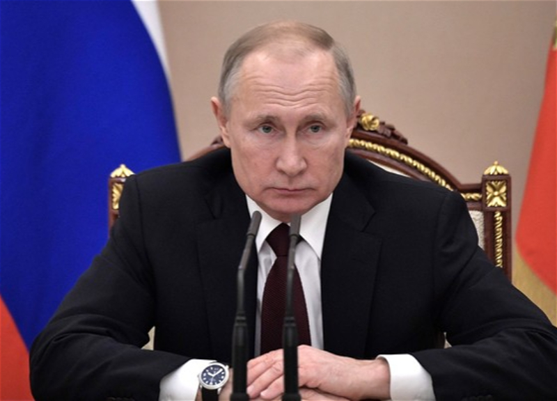 Путин: Двуглавый орел смотрит не только на запад и восток, но и на юг