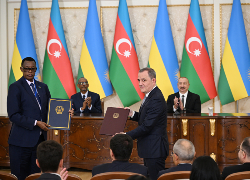 Documents signed between Azerbaijan and Rwanda exchanged, Presidents made press statements