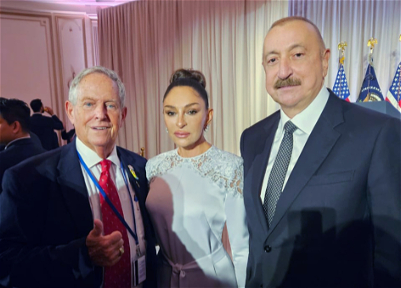 Президент Ильхам Алиев и Первая леди Мехрибан Алиева приняли участие в официальном приеме по случаю 80-й сессии ГА ООН - ФОТО