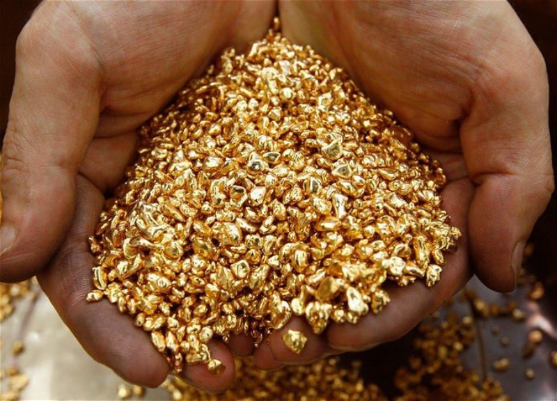 Əmtəə bazarlarında qızıl 4 000 dollara yaxın səviyyədə ticarət olunur