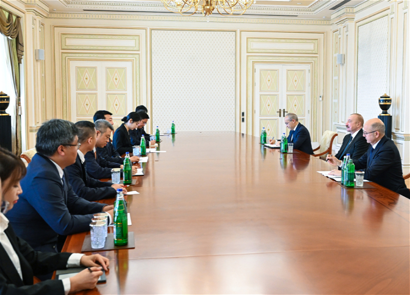 Ильхам Алиев принял делегацию китайской компании China Datang Corporation Ltd. - ФОТО