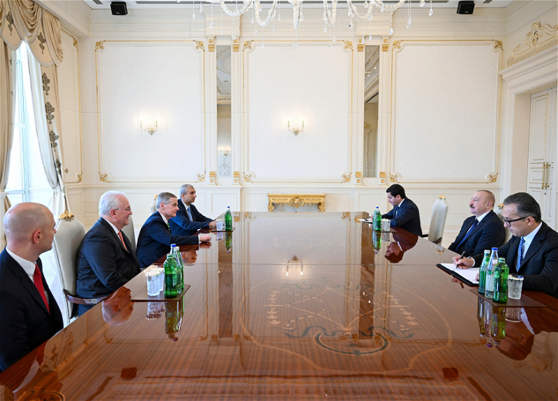 Ильхам Алиев принял делегацию Церкви Иисуса Христа Святых последних дней США - ФОТО