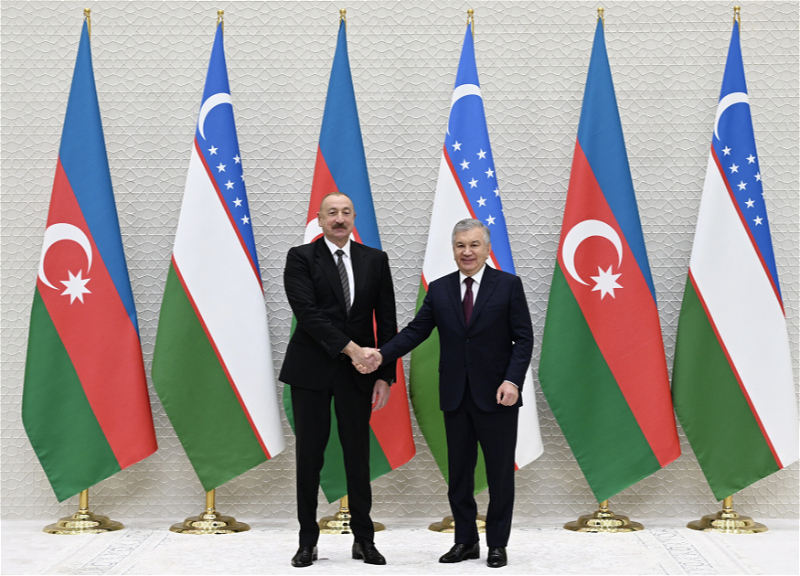 В Ташкенте состоялась встреча Ильхама Алиева с Шавкатом Мирзиёевым в формате один на один - ФОТО - ОБНОВЛЕНО