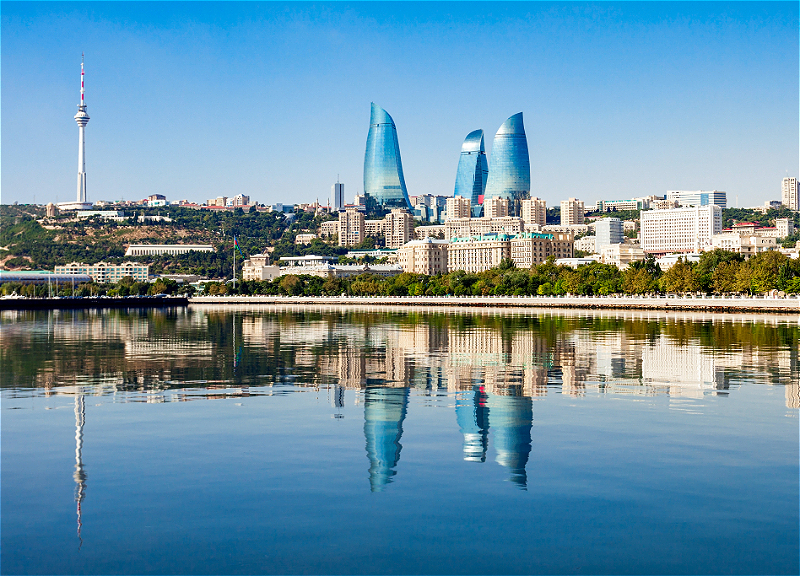 Армяне и узбеки инвестируют в родину, азербайджанцы - нет: почему так происходит?