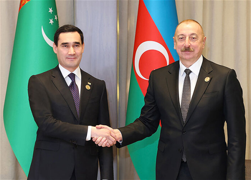 Ильхам Алиев поздравил Сердара Бердымухамедова с 30-летием признания постоянного нейтралитета Туркменистана