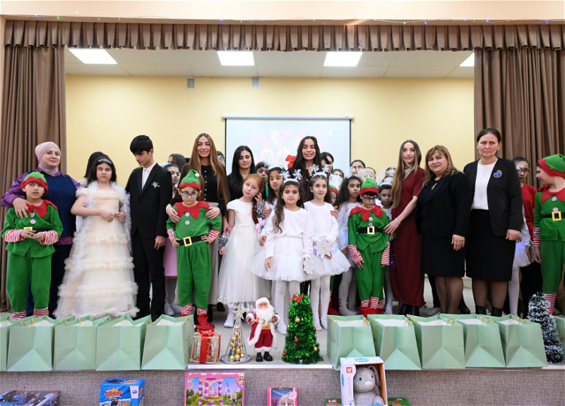 Лейла, Арзу и Алена Алиевы посетили школу-интернат №5 города Баку - ФОТО