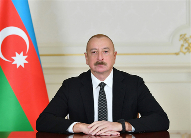 Президент Ильхам Алиев обращается к народу по случаю Нового года и Дня солидарности азербайджанцев мира - ПРЯМАЯ ТРАНСЛЯЦИЯ