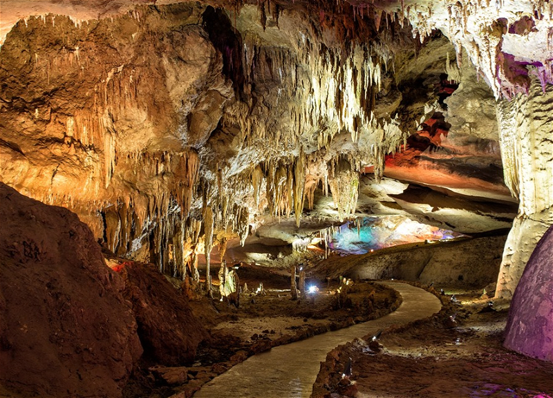 В связи с непогодой в Грузии применены ограничения для туристов