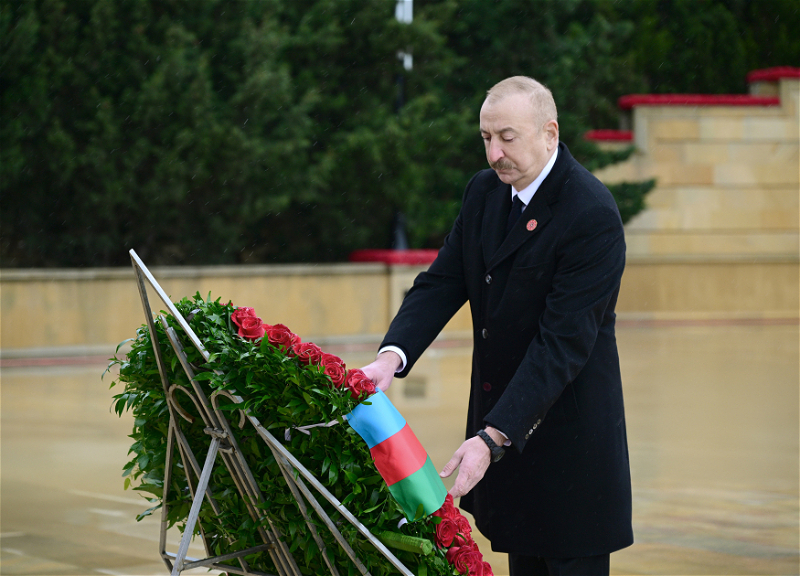 Президент Ильхам Алиев почтил память шехидов 20 Января - ФОТО