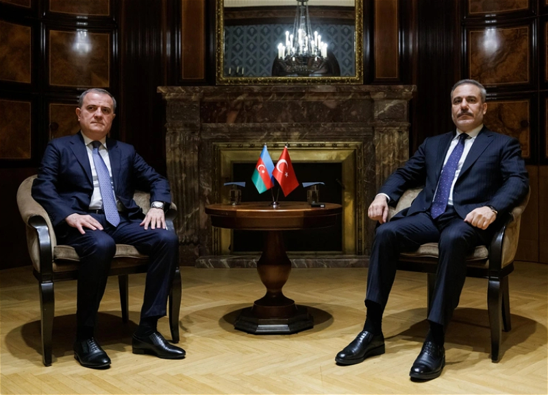 Байрамов и Фидан обсудили по телефону региональные процессы