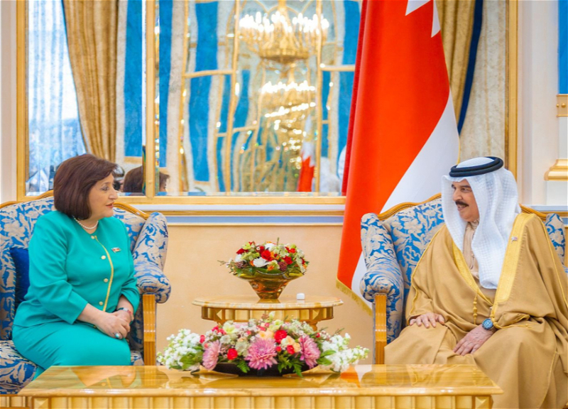 Председатель Милли Меджлиса встретился с королем Бахрейна - ФОТО