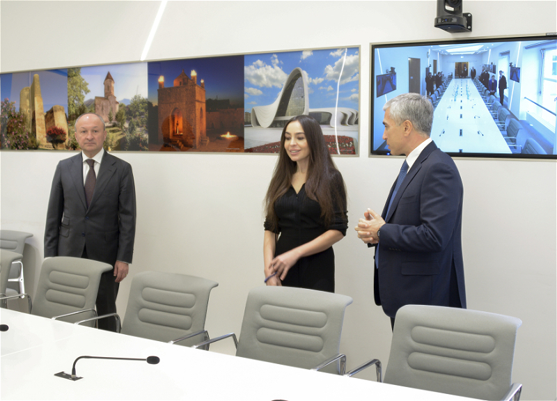 Лейла Алиева ознакомилась с «Азербайджанской комнатой» в Женевском офисе ООН