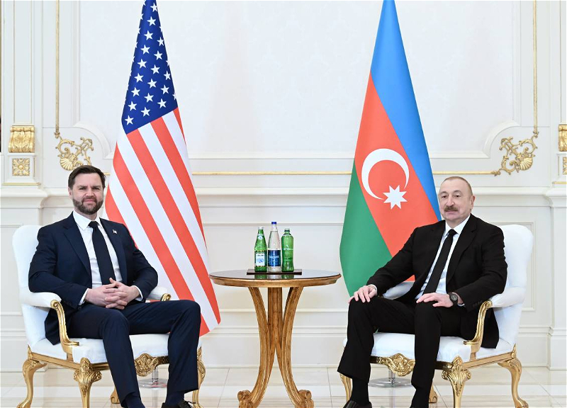 İlham Əliyevin ABŞ-ın Vitse-prezidenti ilə məhdud tərkibdə görüşü olub