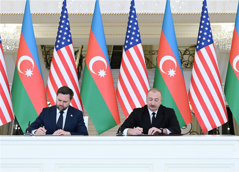 Bakıda “Azərbaycan Respublikası Hökuməti ilə Amerika Birləşmiş Ştatları Hökuməti arasında Strateji Tərəfdaşlıq Xartiyası”nın imzalanma mərasimi keçirilib