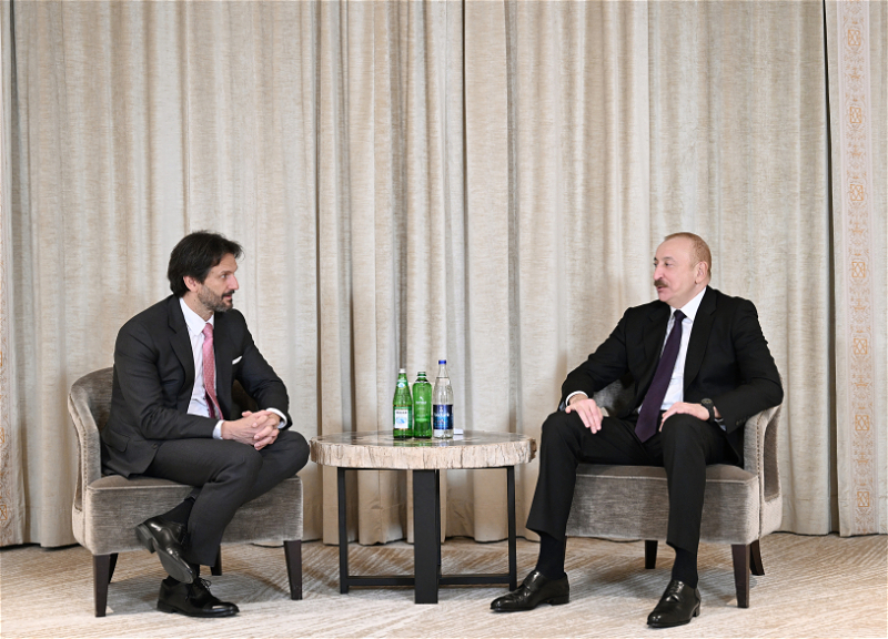 Ильхам Алиев встретился в Мюнхене с заместителем премьер-министра Словакии