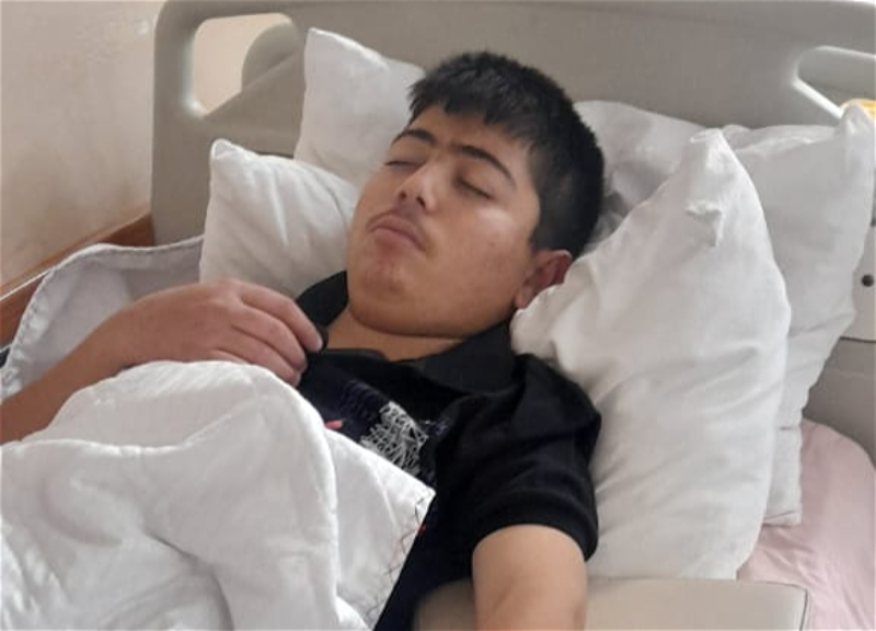 «Иногда я просыпаюсь ночью, чтобы проверить, жив ли он»: Тяжелая история семьи, живущей на одну пенсию по инвалидности