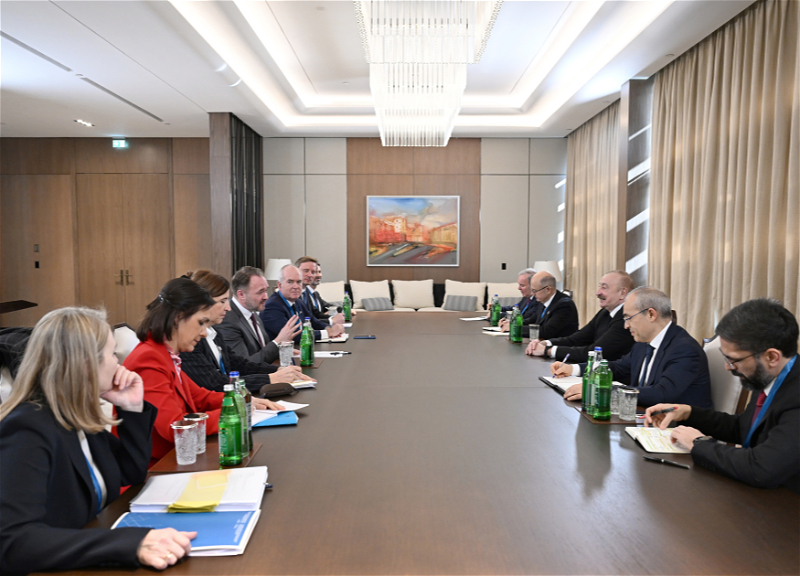 Ильхам Алиев принял еврокомиссара по энергетике - ФОТО