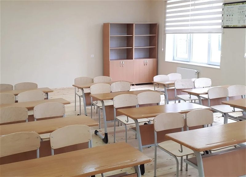 В школах вблизи аэропорта Нахчывана проведена эвакуация