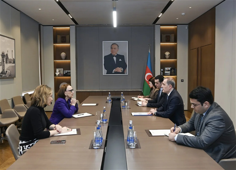 Ceyhun Bayramov və Rebeka Qrinspan Yaxın Şərqdə müharibənin təsirlərini müzakirə ediblər