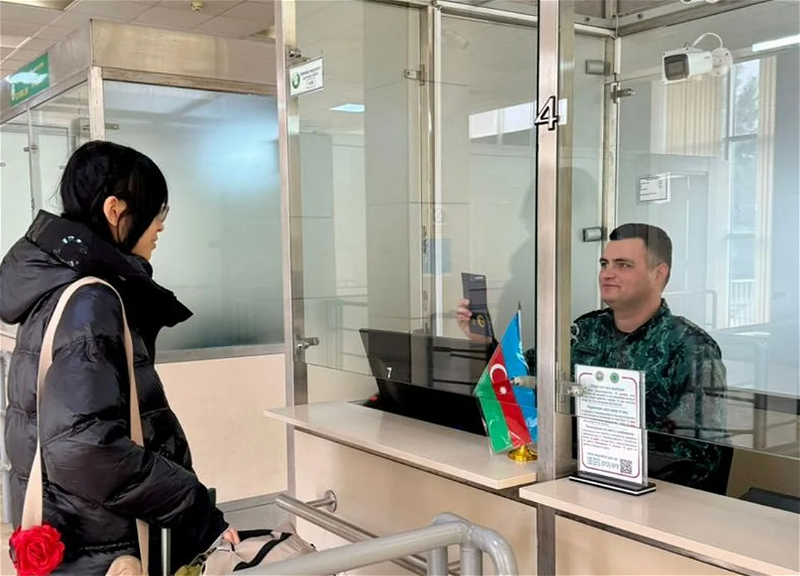 В Азербайджан из Ирана эвакуированы почти 3 тыс. граждан - ФОТО