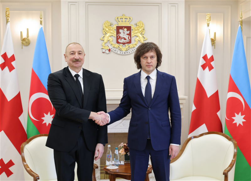 İlham Əliyevin Gürcüstanın Baş naziri İrakli Kobaxidze ilə təkbətək görüşü olub