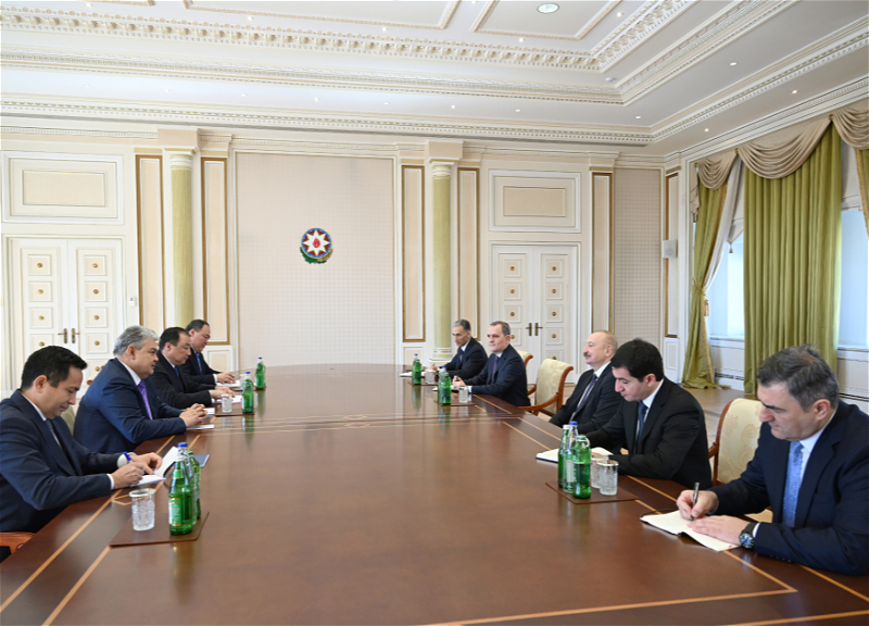 President of Azerbaijan Ilham Aliyev receives ministers of foreign affairs and transport of Kazakhstan - PHOTO