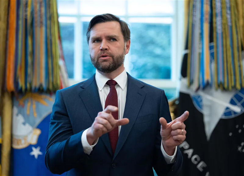 Vance advises Vatican to focus on moral issues, not politics