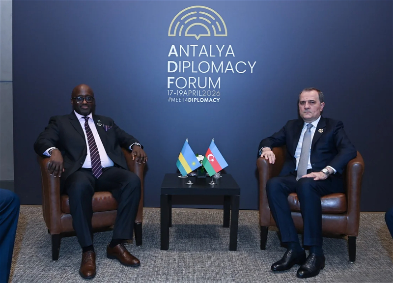 Ceyhun Bayramov ilə ruandalı həmkarı arasında görüş baş tutub
