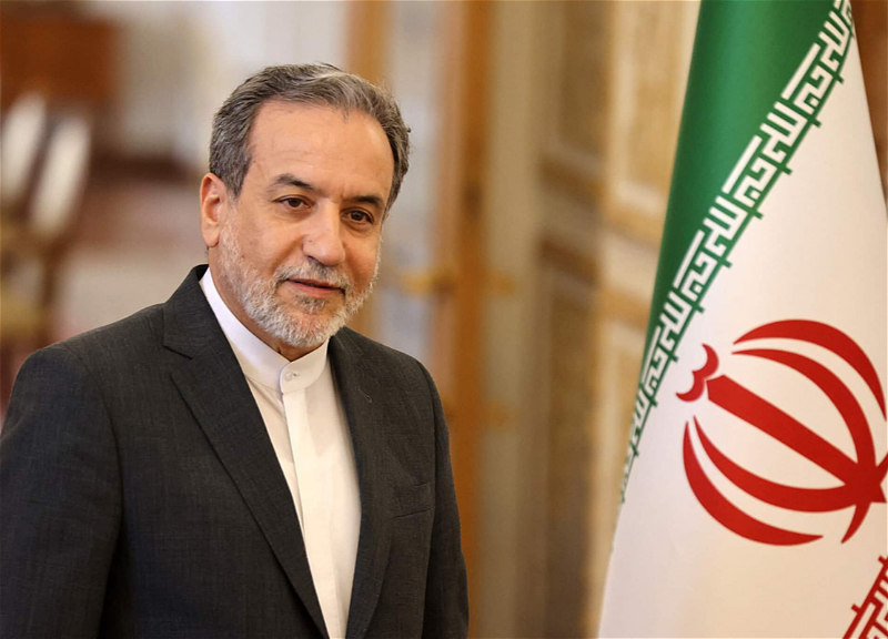 Media: Iranian Foreign Minister arrives in St. Petersburg