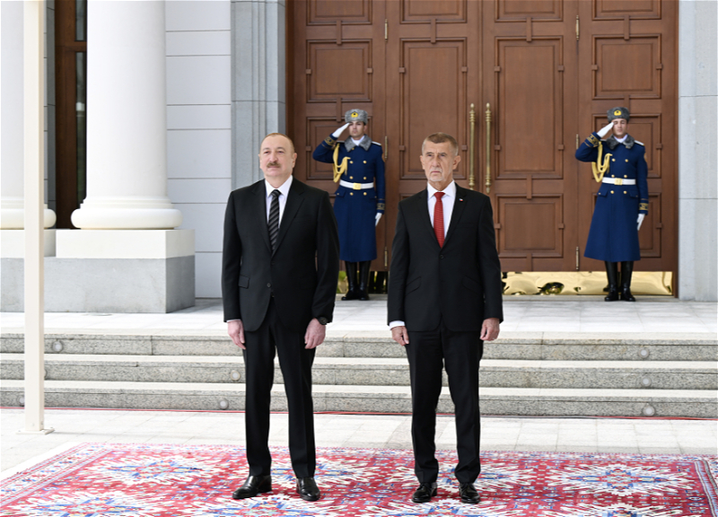 Qəbələdə Çexiyanın Baş nazirinin rəsmi qarşılanma mərasimi olub