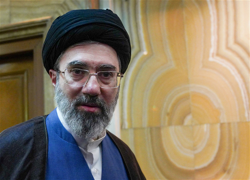 Khamenei: Iran intends to continue managing the Persian Gulf and Strait of Hormuz