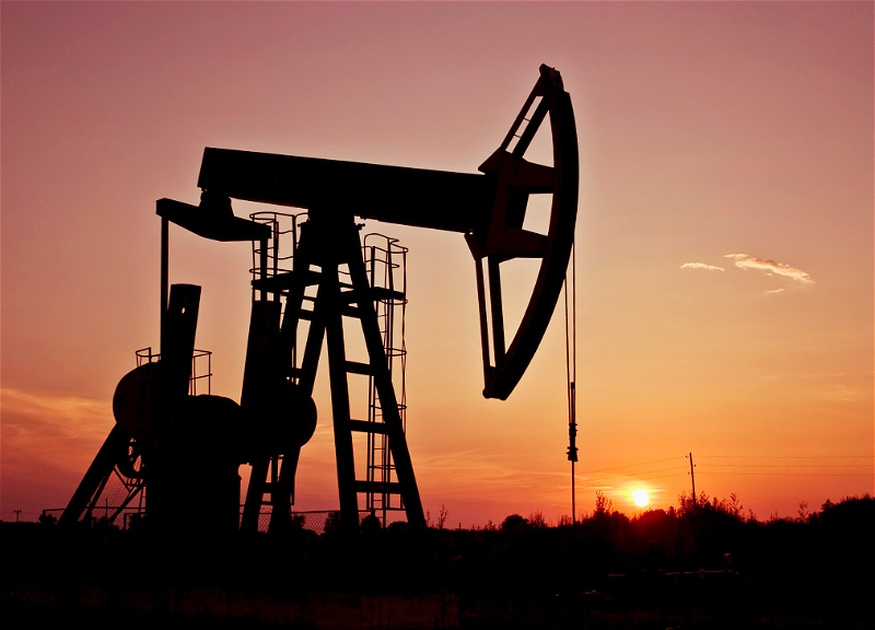 Azerbaijani oil prices decline