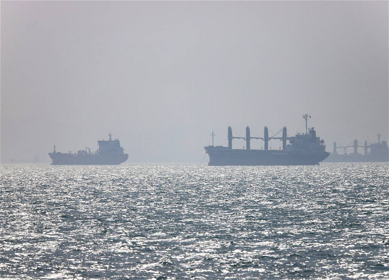 Media: Sounds of explosions heard on Qeshm Island in the Strait of Hormuz