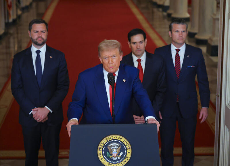 Trump names possible successors