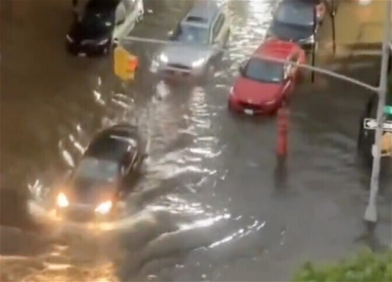 More than 10,000 people left without electricity in the US due to flooding and storm