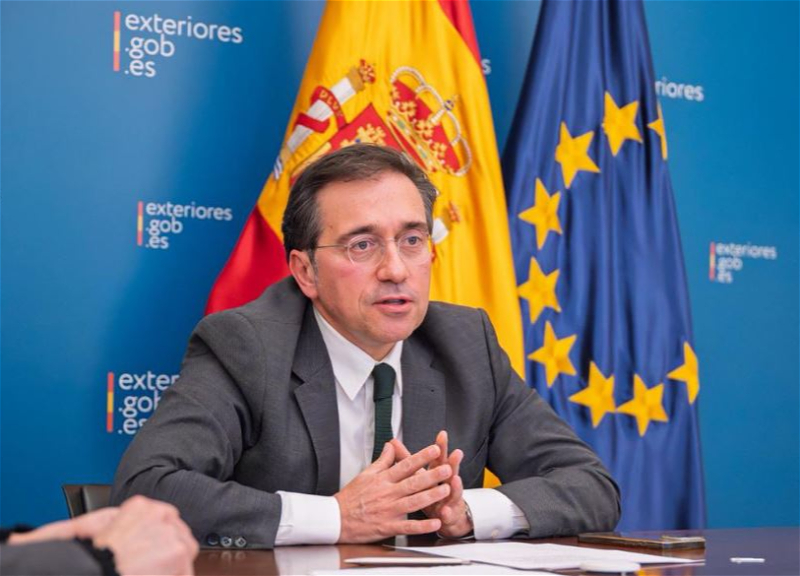 Spanish foreign minister laughs at question about threat to expel kingdom from NATO