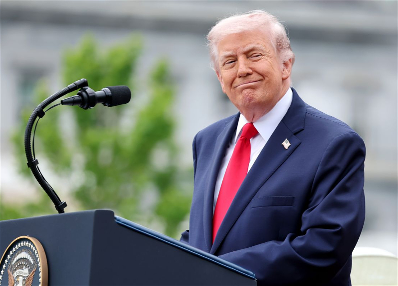 Trump says he is switching from Iran to Ukraine