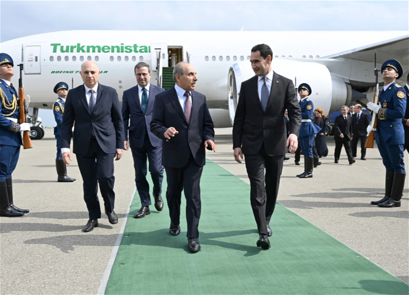Türkmənistan Prezidenti Sərdar Berdiməhəmmədov Azərbaycana səfərə gəlib