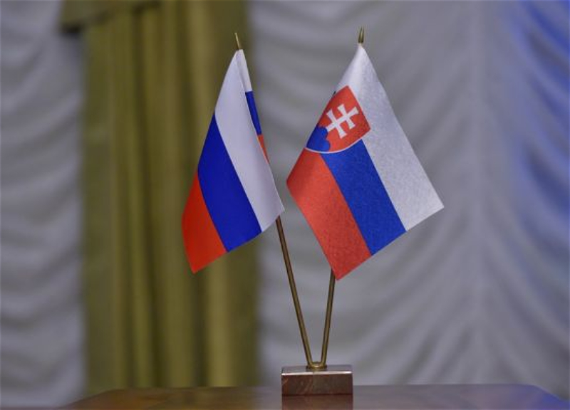 Slovakia temporarily stopped issuing Schengen visas to tourists from Russia